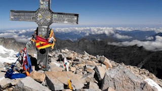 Creus de ferralla, símbols de desavinença