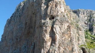 Sicília - Pizzo Monaco - Via L'Abito non fa il Monaco - 16-04-2013