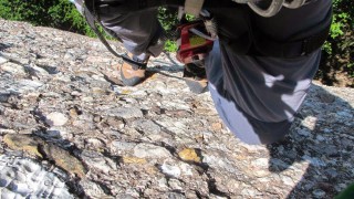 MONTSERRAT Gorro Frigi