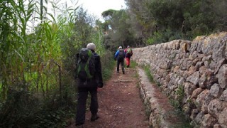 Ermita de Maristel·la pel camí de ses Escletxes