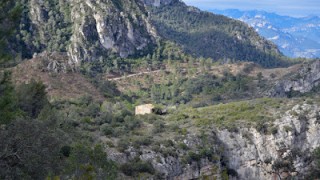 Cardó. Coll d'Odres, mas de Montclús, Coll de Calces i Murtero.