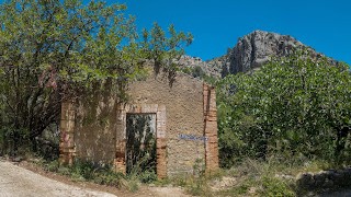 Les caselles del ferrocarril Alcoi-Gandia al Racó del Duc