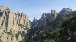 Monserrat. cim de sant jeroni pel camí dels francesos.
