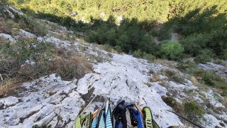** Pilichan (75m, 6a) i Barón Rojo (90m, V+), Narieda Oest, Alt Urgell