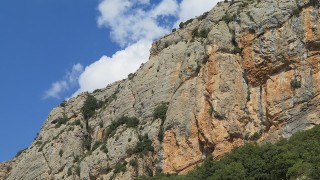 Via Caipirinha a la Paret de Zarathrustra, intensitat i bona roca a La Noguera. 04-09-2021.