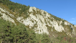 Calcari Calent a Coll Roig, via Dersu Uzala. 135 m 6a.  Ripollès. 30-11-2019.