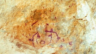 A la recerca de les pintures rupestres del roc de rumbau