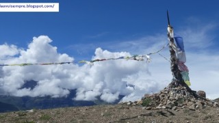 NEPAL: EL REGNE PROHIBIT DEL MUSTANG ( i IV)